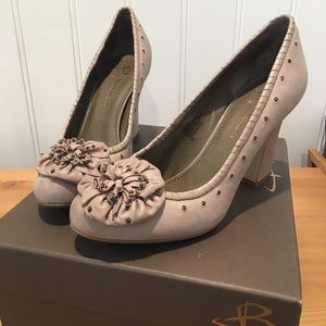 B Makowsky Sindy - Taupe - Size 6M
